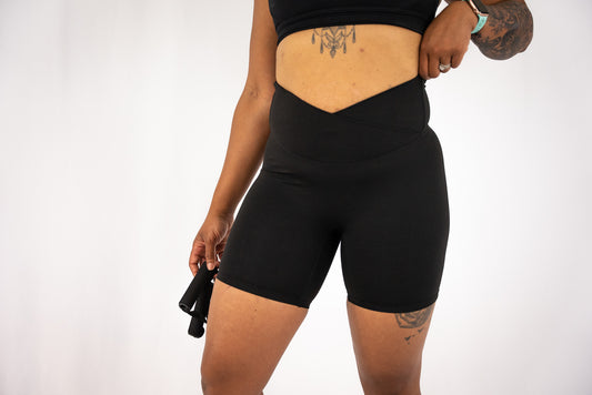 Cross Cloud Shorts | Black